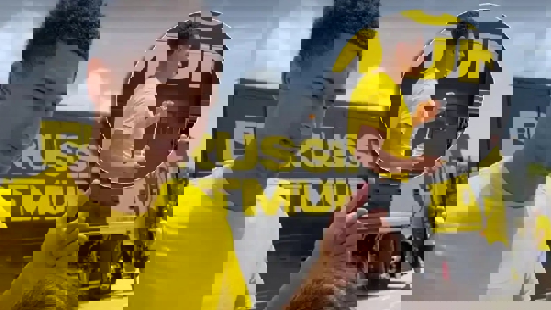2203206