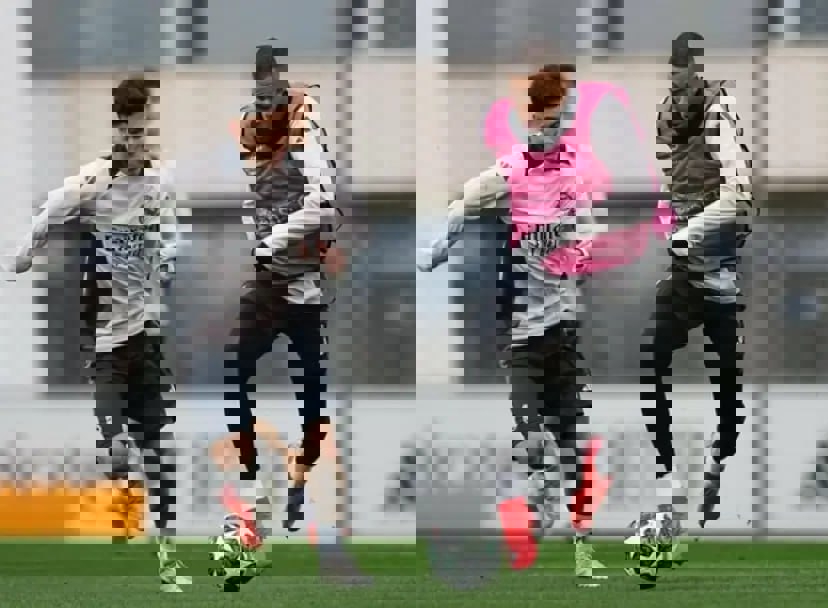 2203025