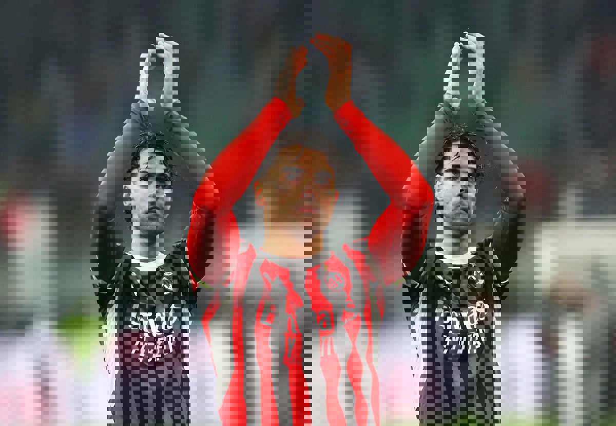 2203090