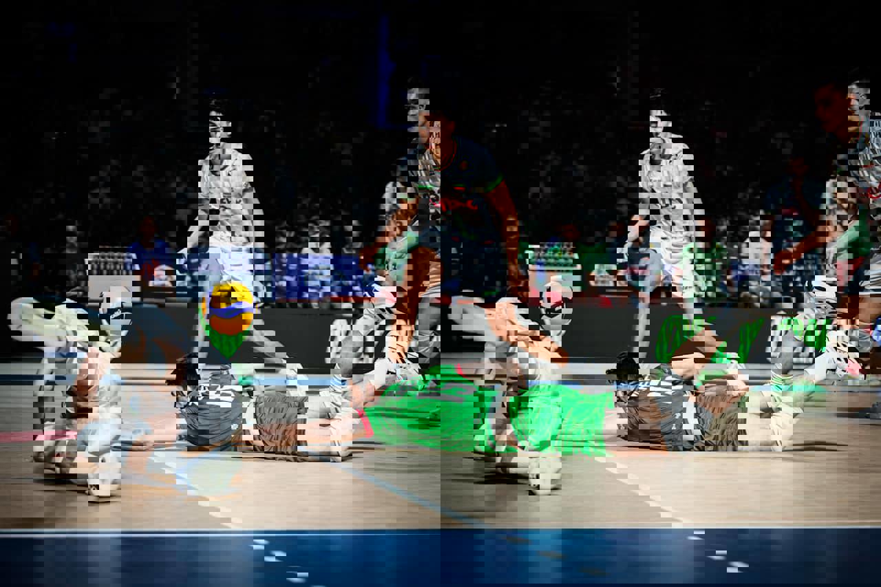 2203168