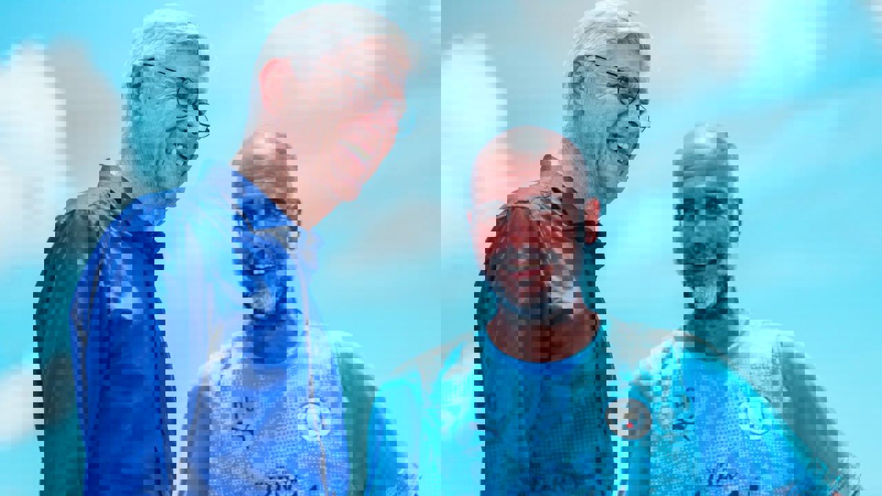2203176