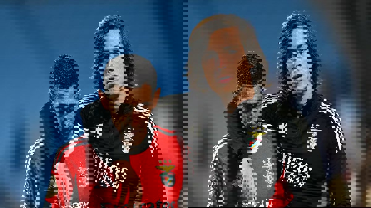 2203268