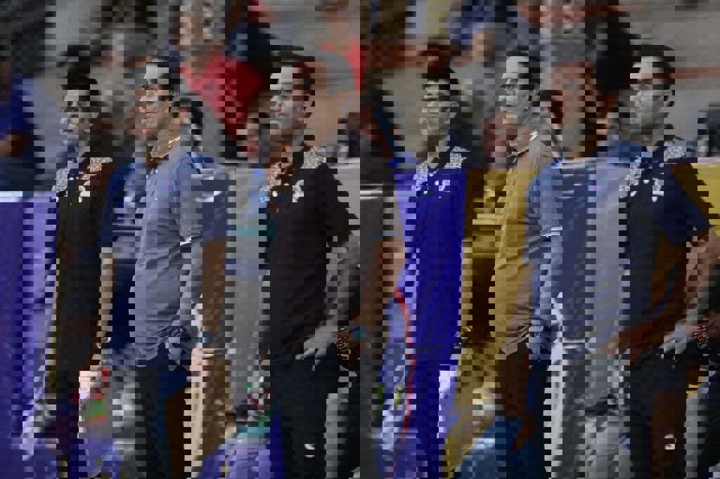 2203379