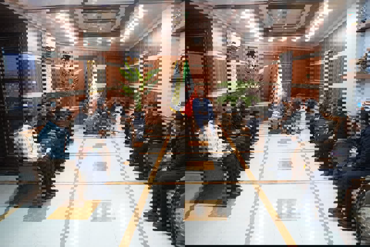 2203370