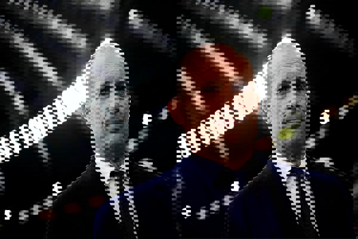 2203368