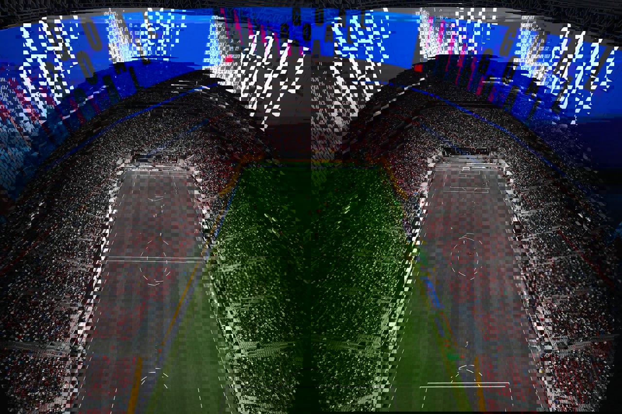 2203489