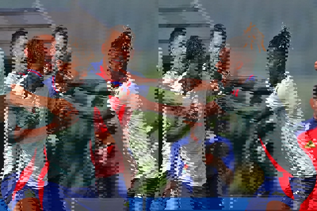 2203629