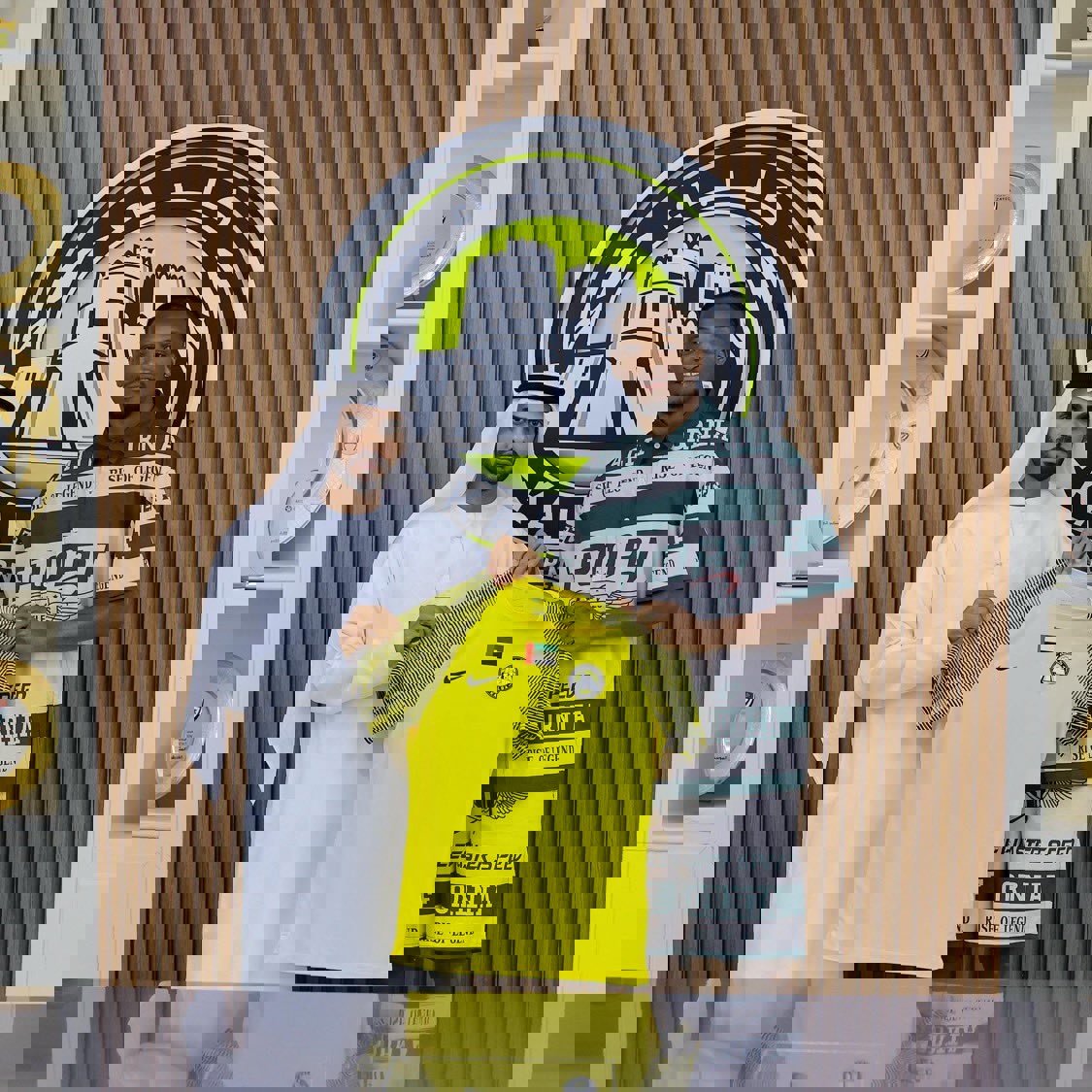 2203626