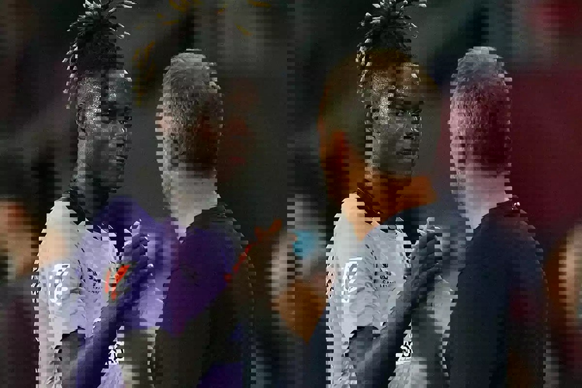 2203581