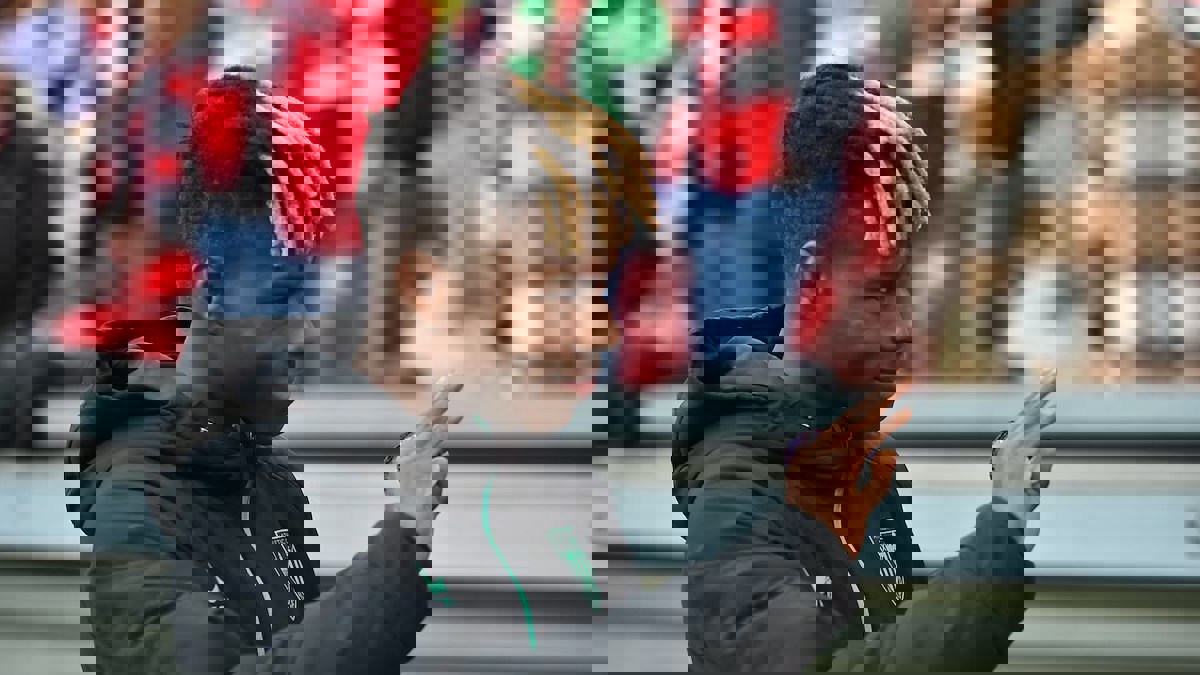 2203643