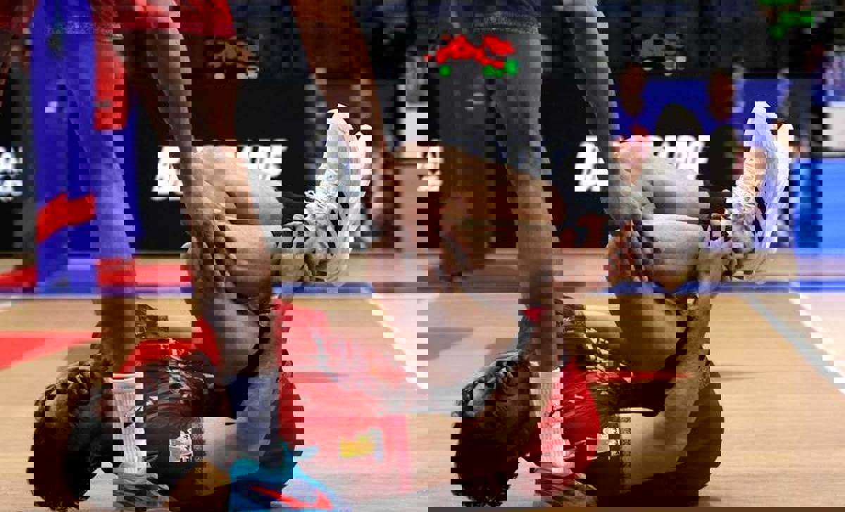 2203759