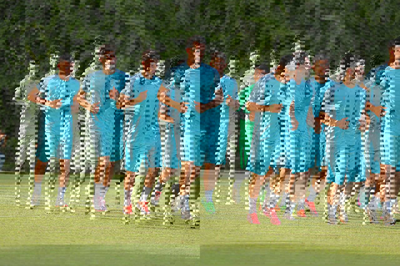 2203779