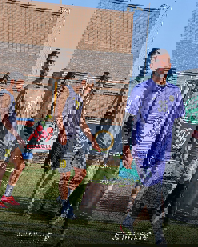 2203895