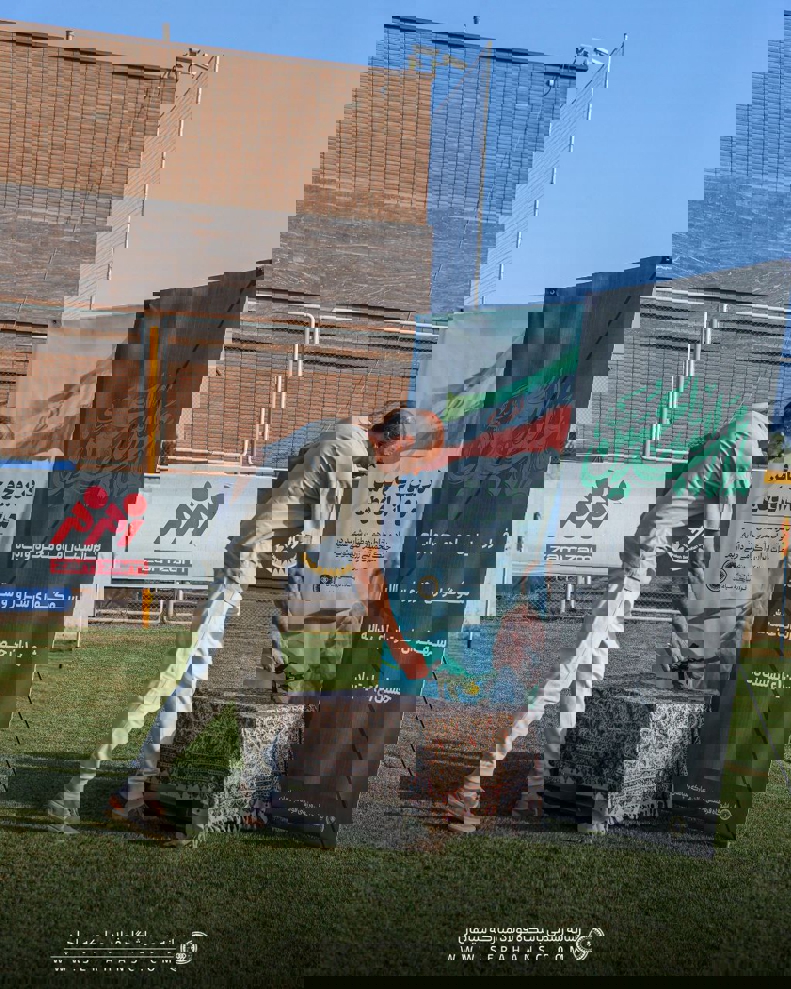 2203892