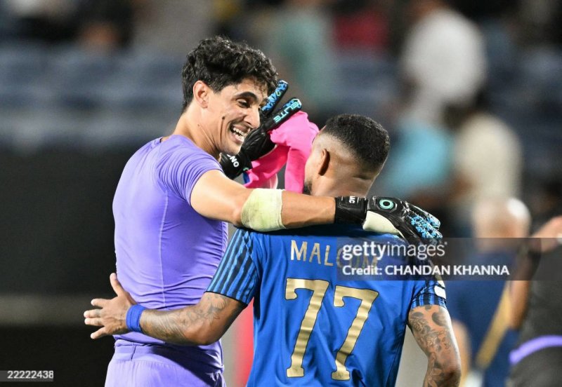 الهلال مقابل سیتی دیوار آهنین داشت! (عکس)