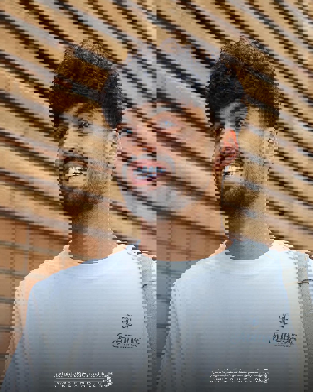 2203977