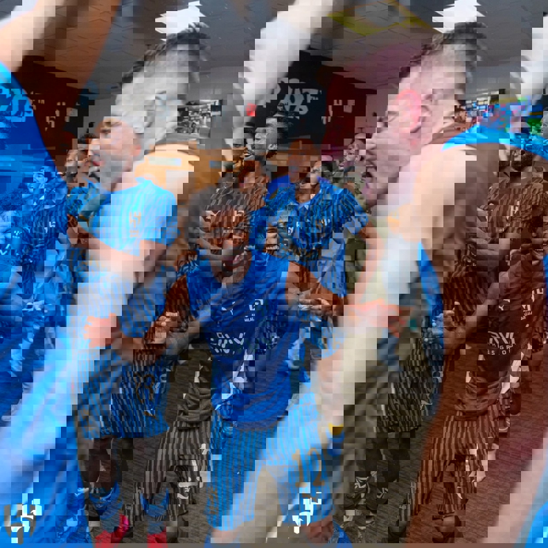 2203947