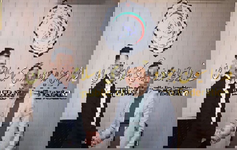 2203952