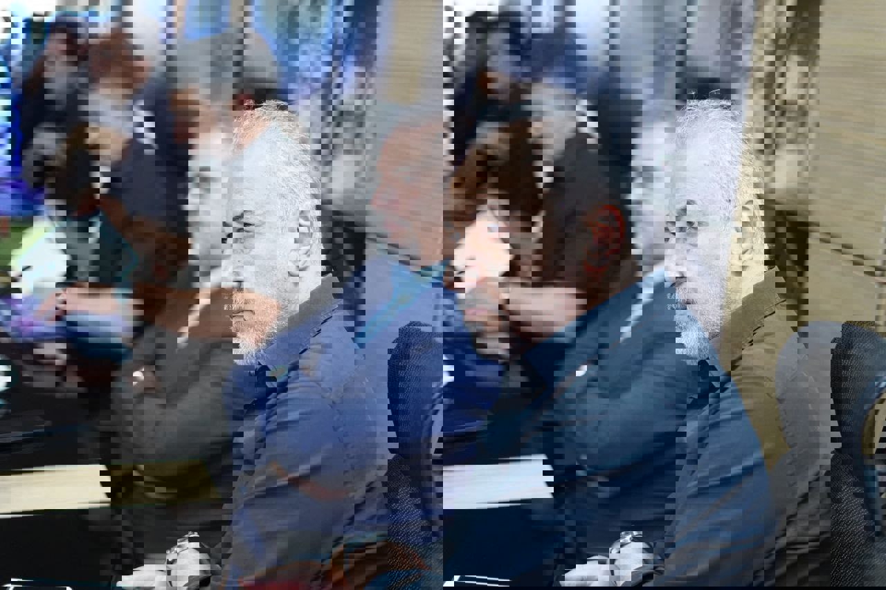 2203961