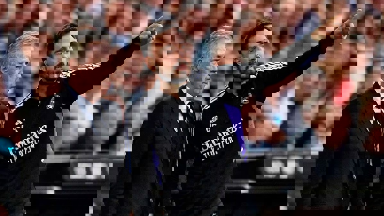 2203942