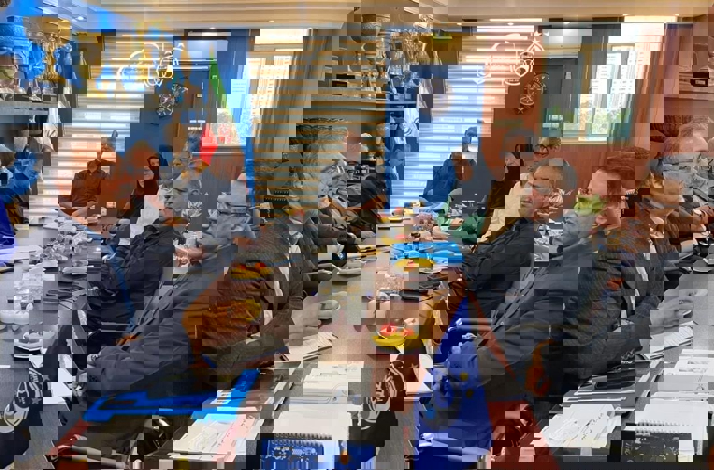 2204052