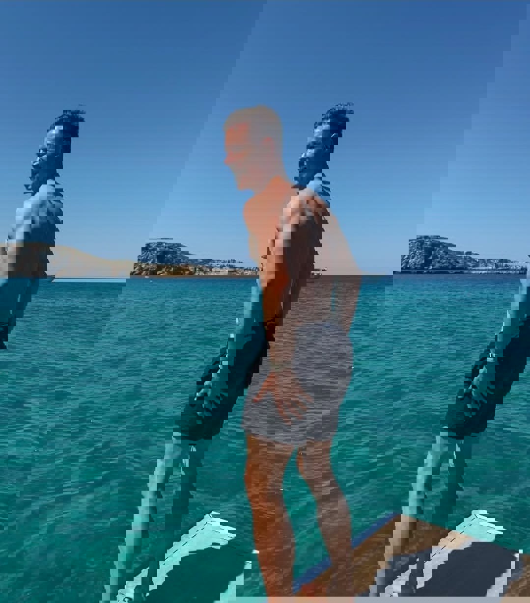 2204031