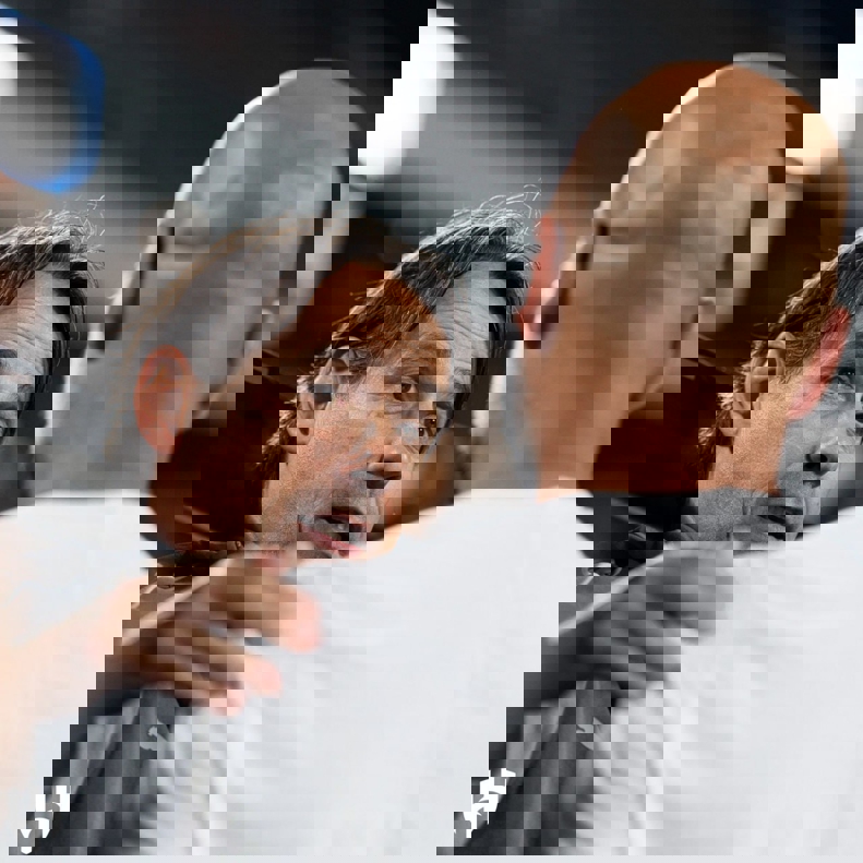 2204107