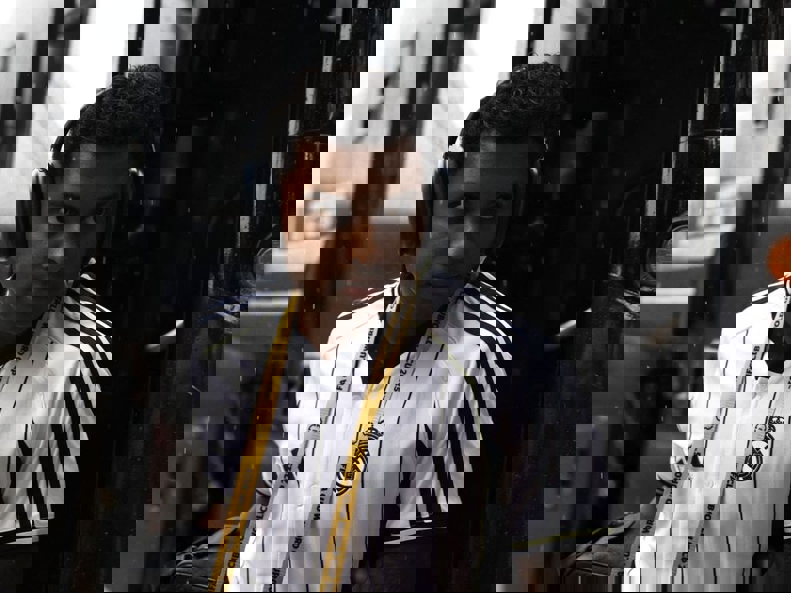 2204167