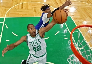 نبرد لیکرز و وریرز برای جذب قهرمان NBA