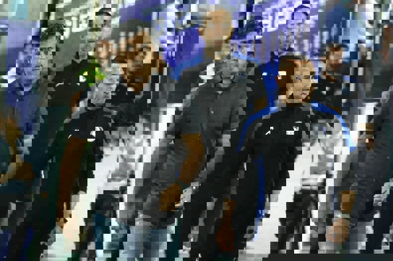 2204261