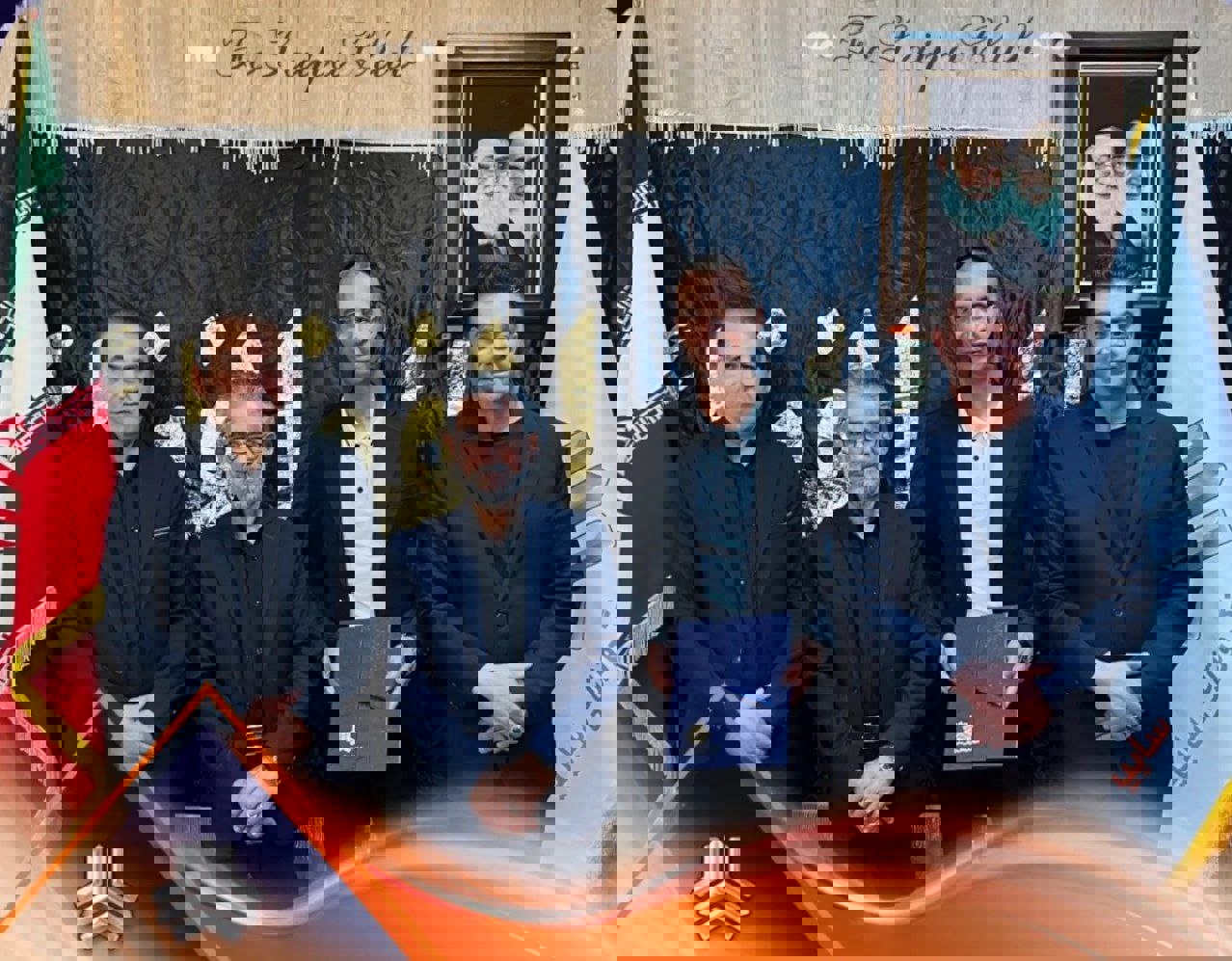 2204238