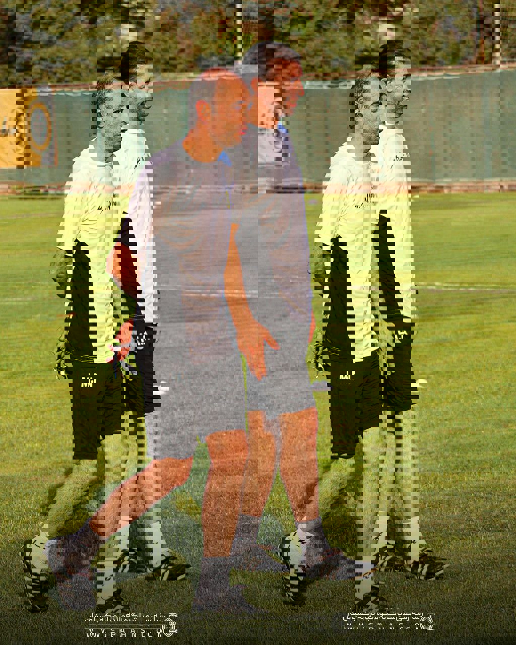 2204361