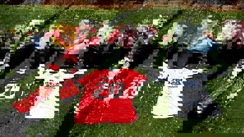 2204472