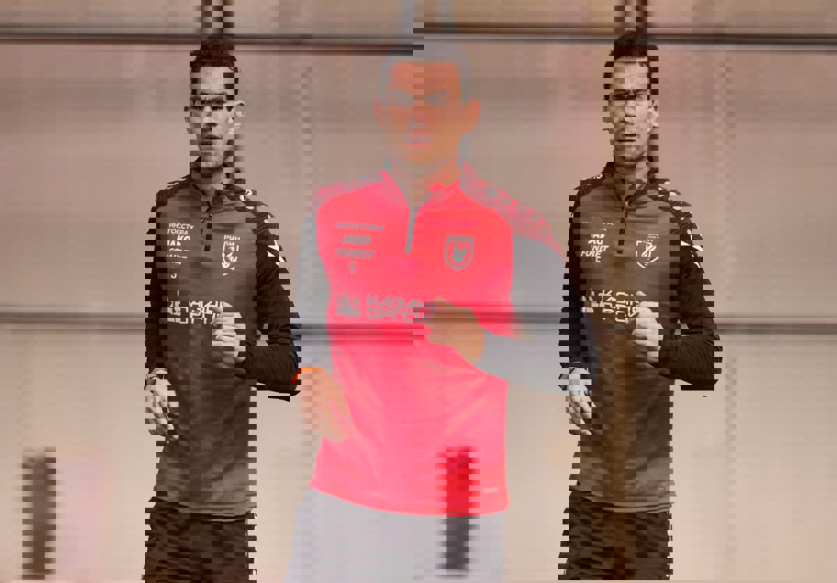 2204404