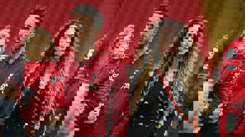 2204502