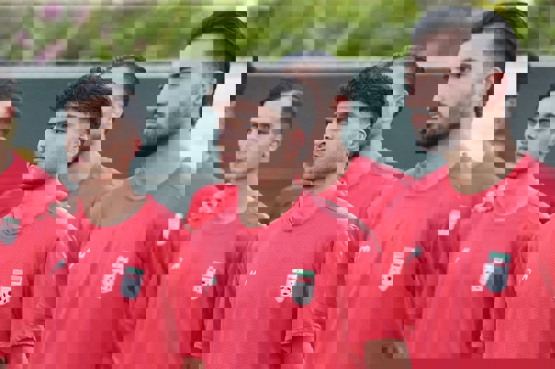 2204493