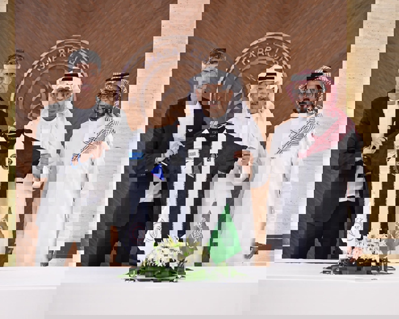 2204550