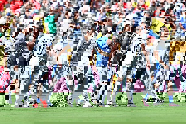 2204832