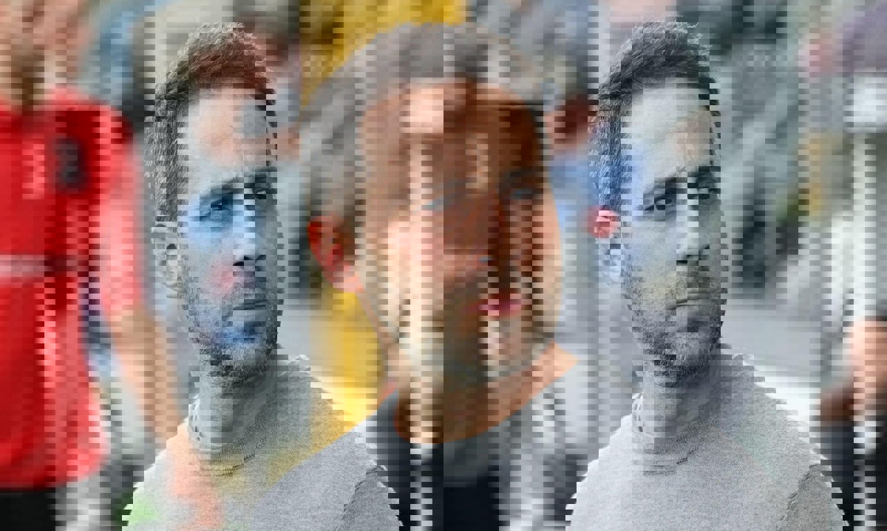 2204871