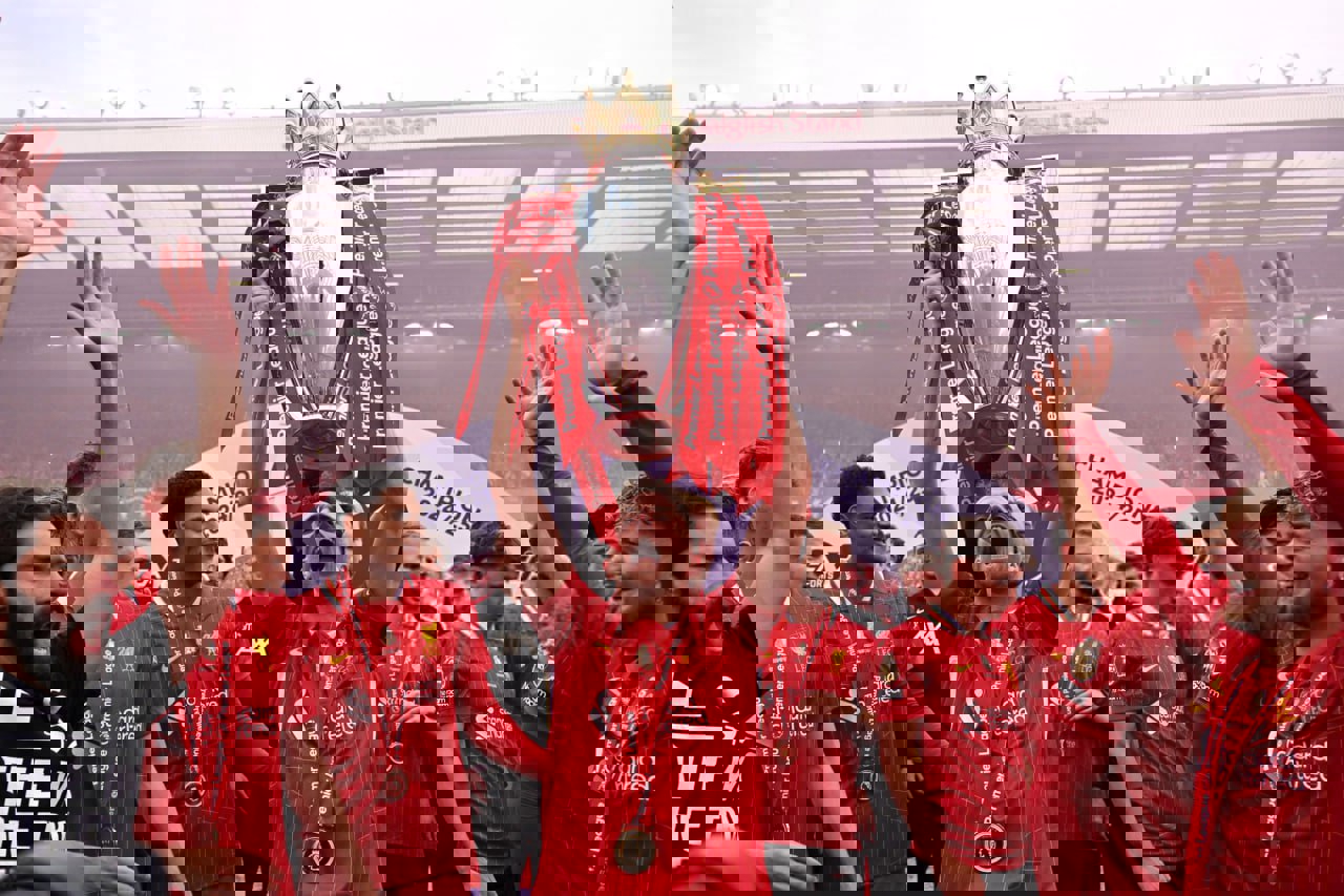 2204970