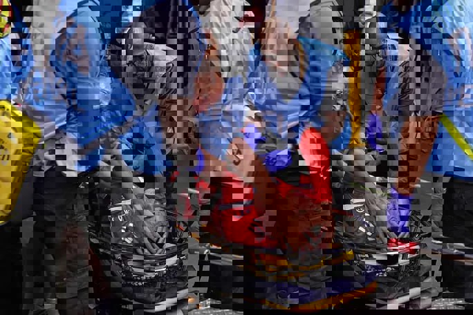 2205003