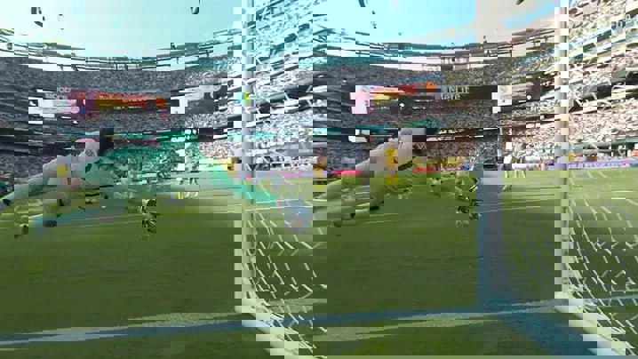 2205068