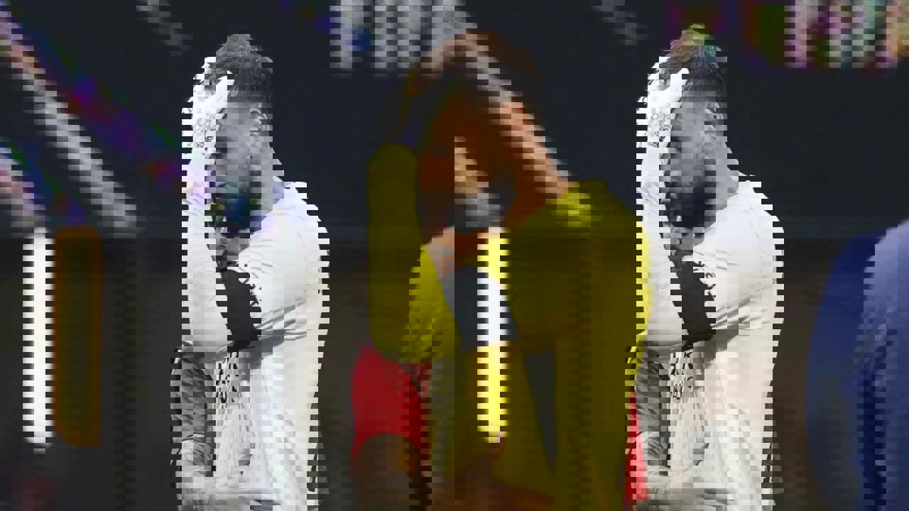2205226