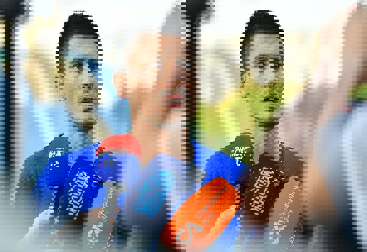2205236