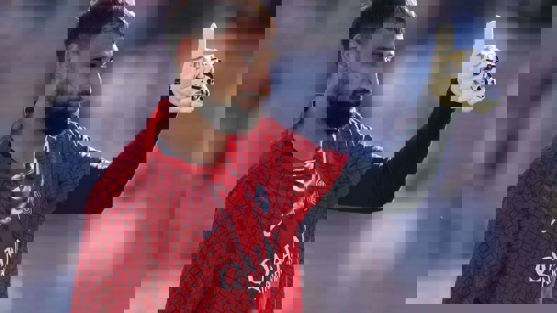 2205592
