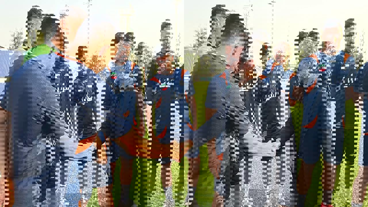 2205598