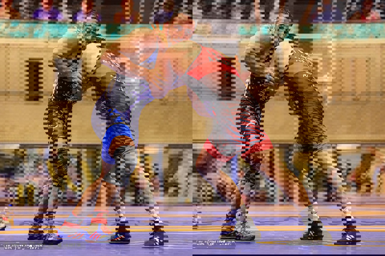 2205319