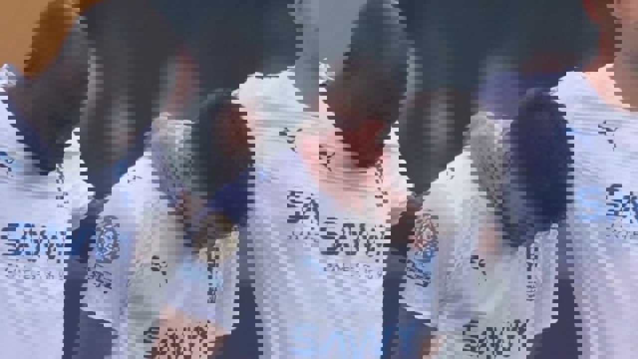 2205376
