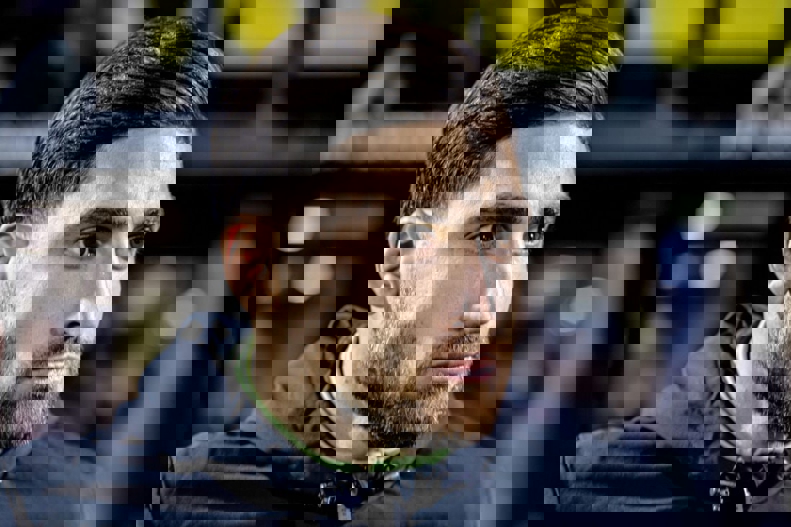 2205404