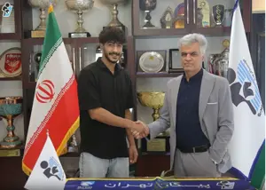 پیکان، یک گلزن جوان جذب کرد (عکس)